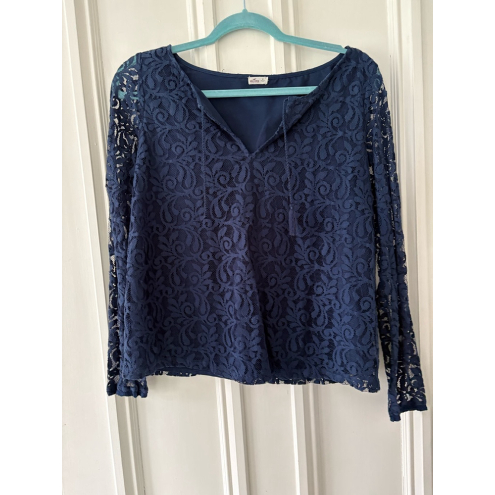 Hollister navy blue lace long sleeve blouse M